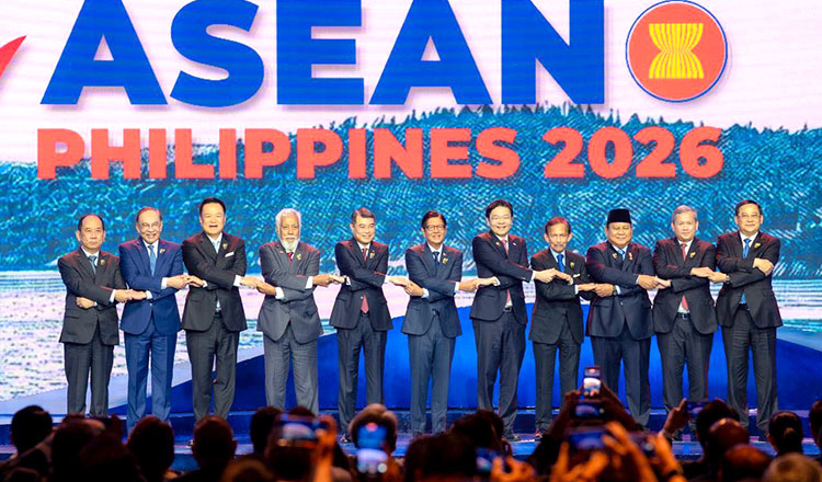 PM urges faster ASEAN digital integration, energy link